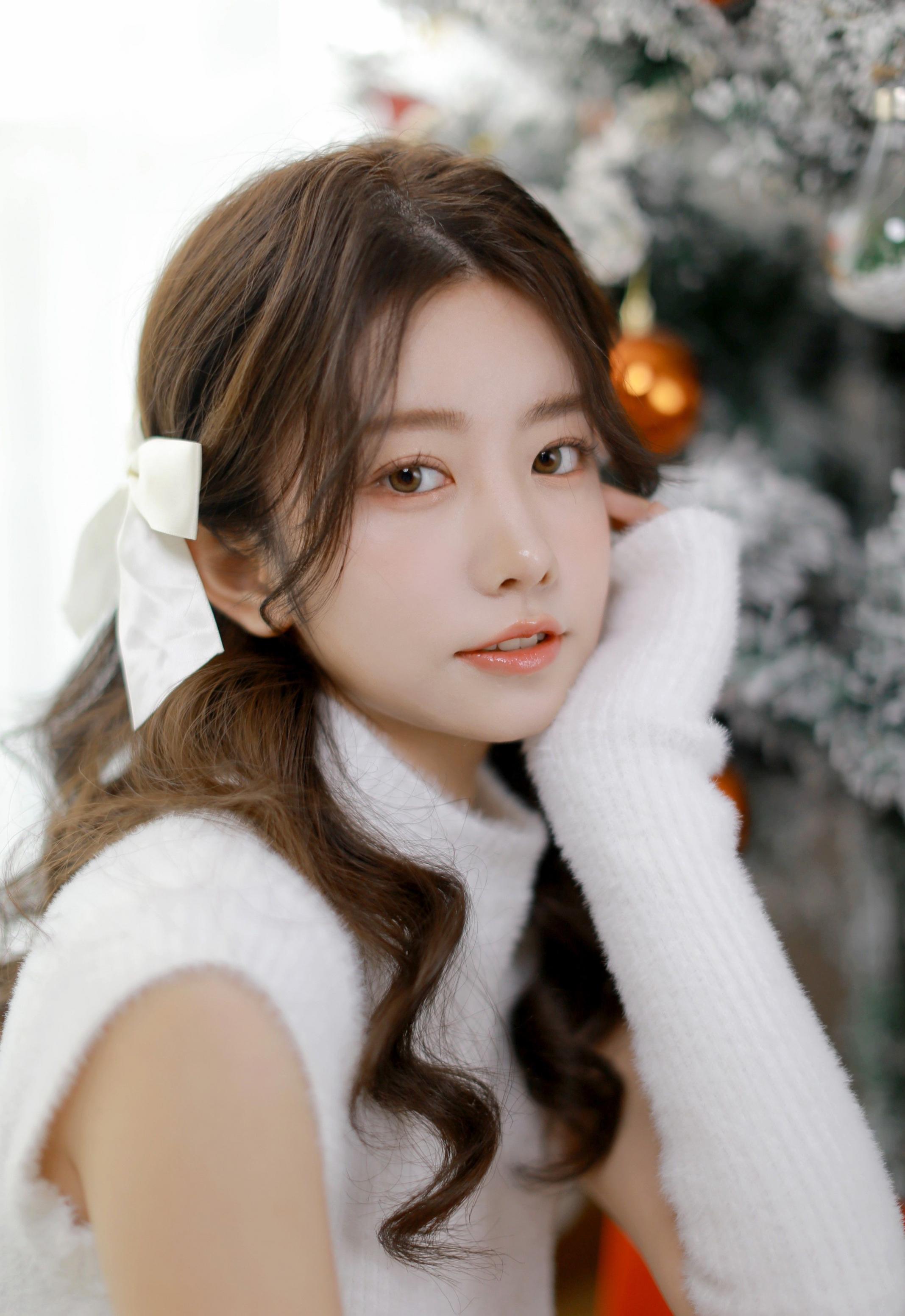 白衣，白裙，白袜，白色的天使