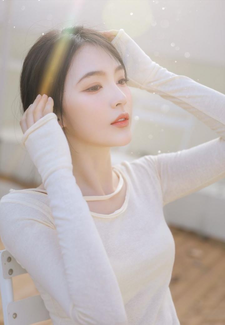 白衣，白裙，白袜，白色的天使