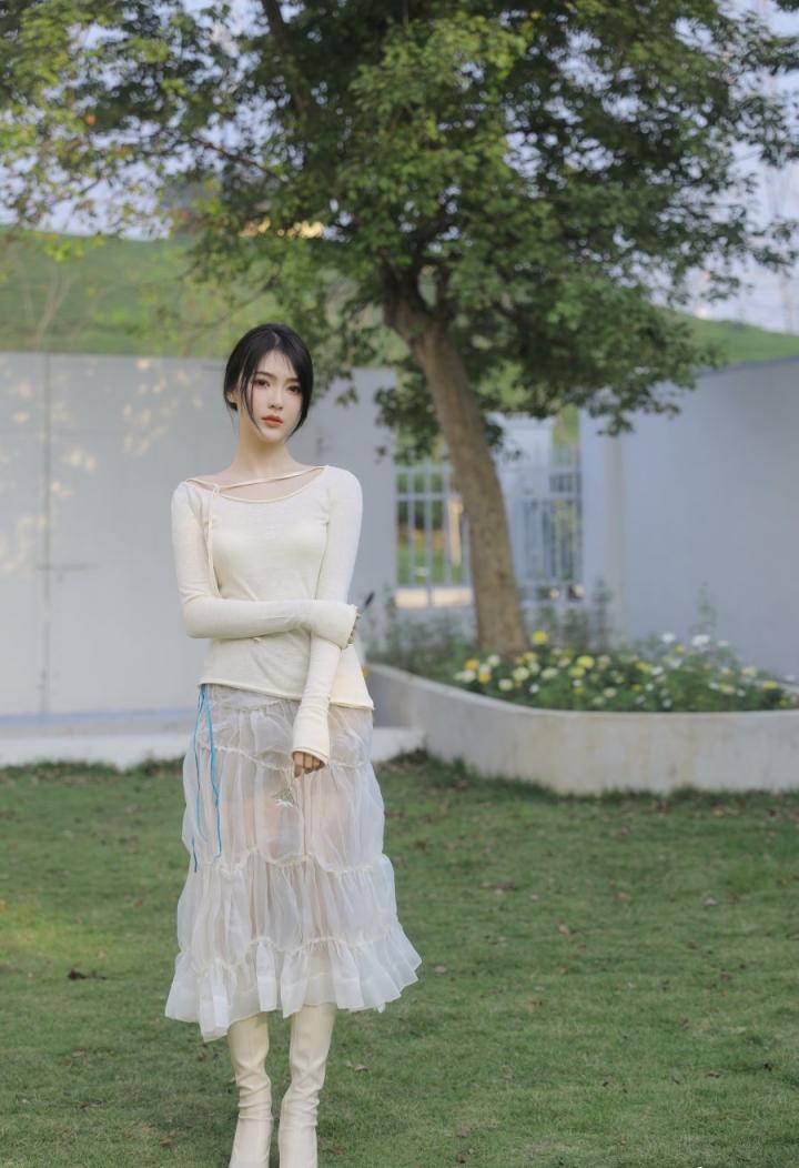 白衣，白裙，白袜，白色的天使