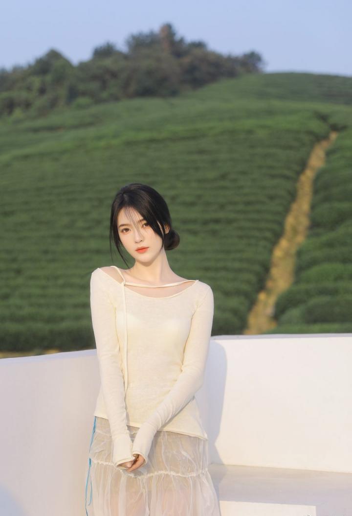 白衣，白裙，白袜，白色的天使