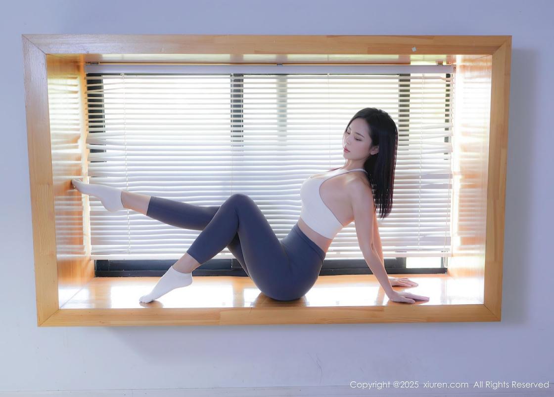 瑜伽裤女神姐姐