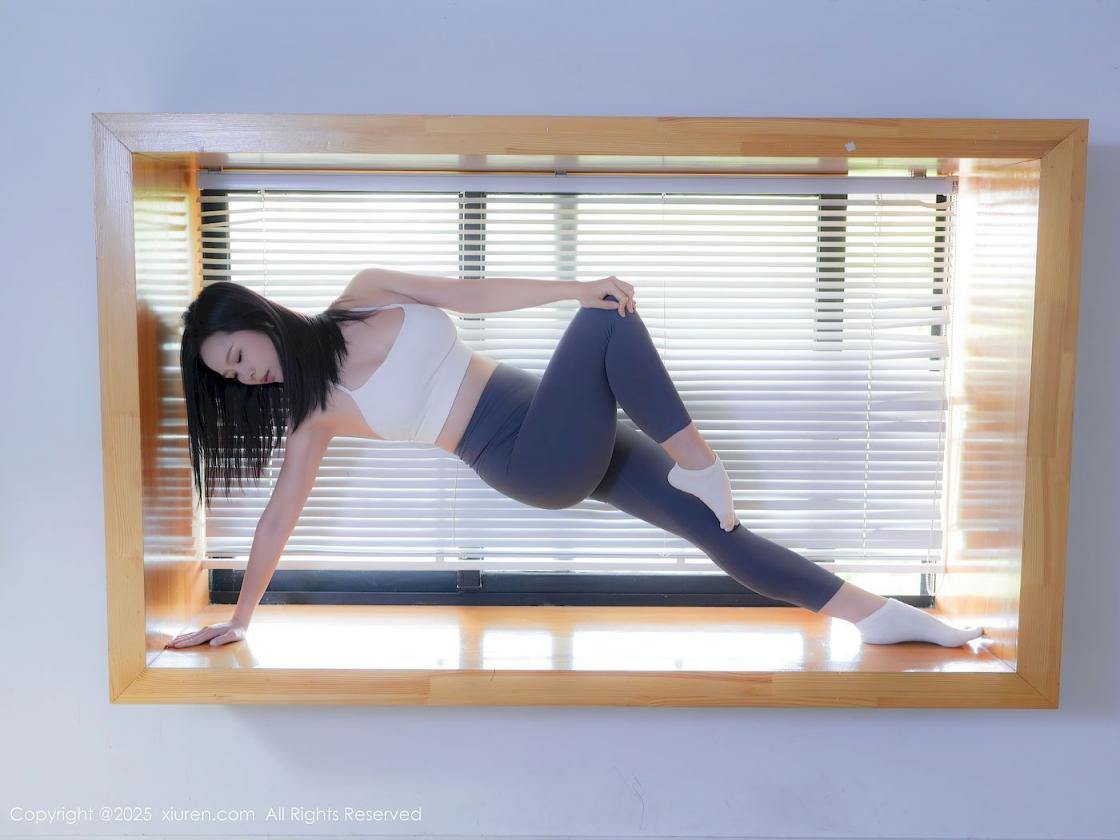 瑜伽裤女神姐姐