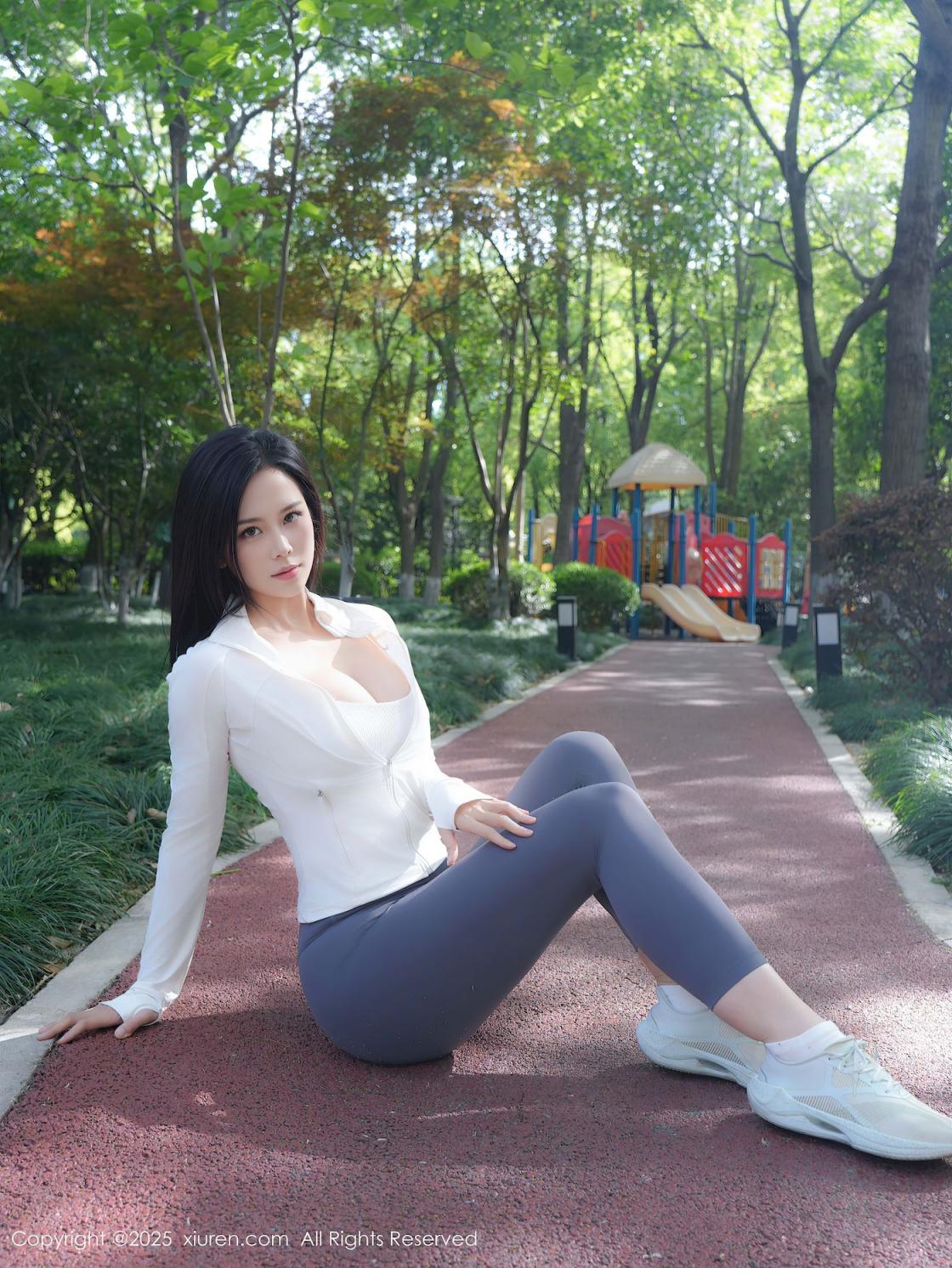 瑜伽裤女神姐姐