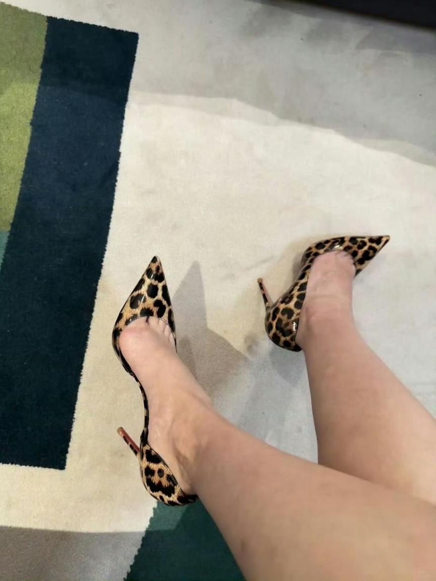 皮裤、丝腿、细高跟儿