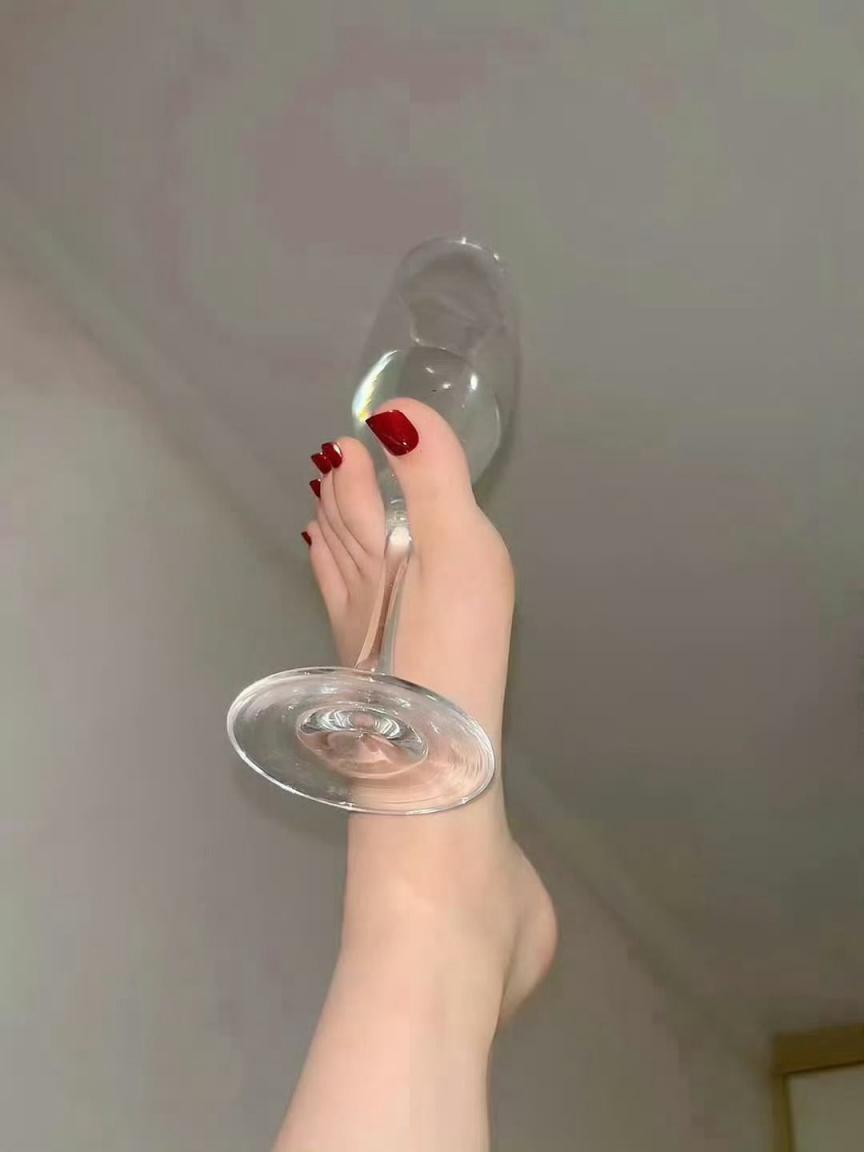 皮裤、丝腿、细高跟儿