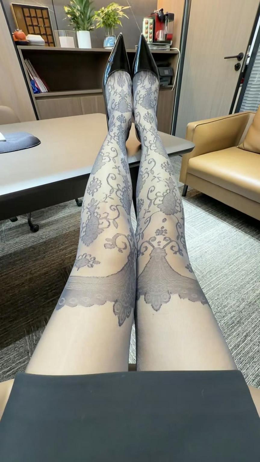 皮裤、丝腿、细高跟儿