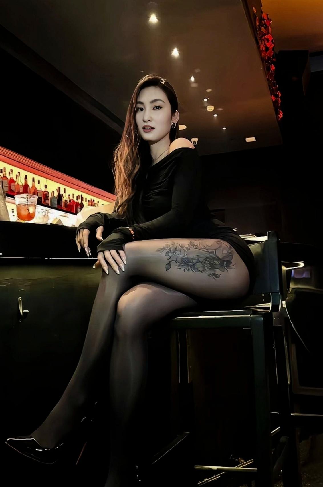 百变女人很会拍