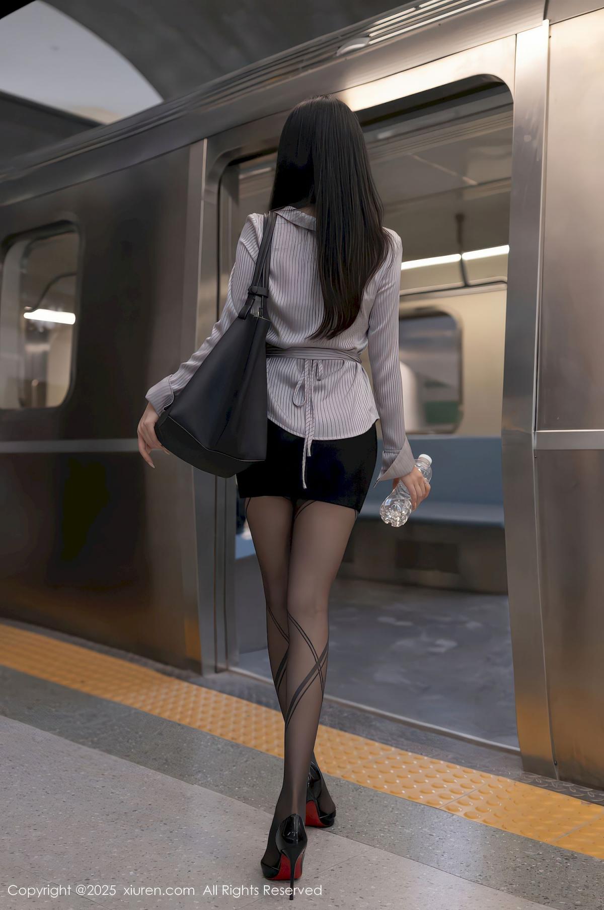 大长腿美女姐姐好漂亮