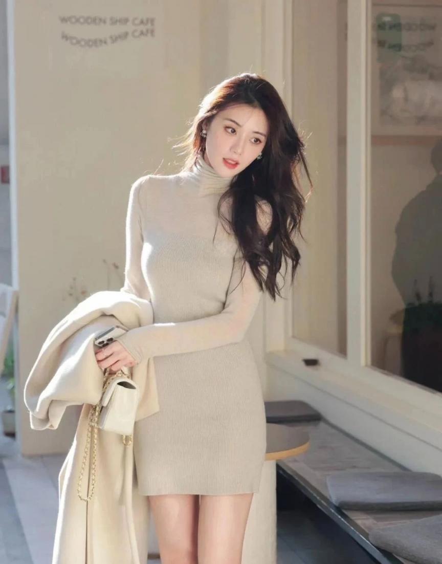 满屏大长腿尽显迷人风采