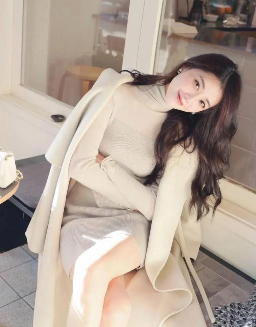 满屏大长腿尽显迷人风采