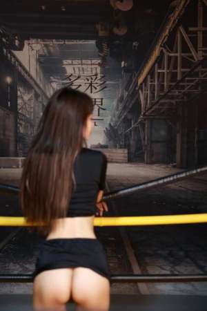 極品國模許雪薇拳擊女郎主題大尺度寫真