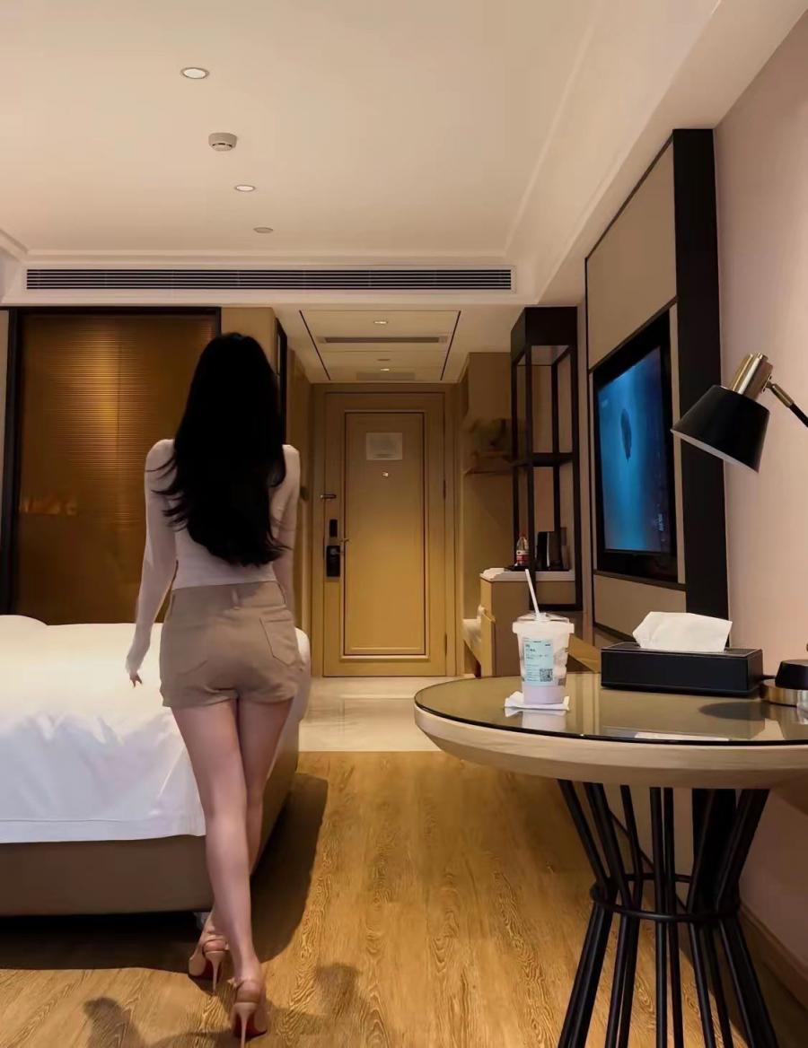 气质美女的大屁股