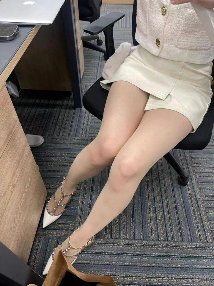 熟女静姐骚起来会榨干你