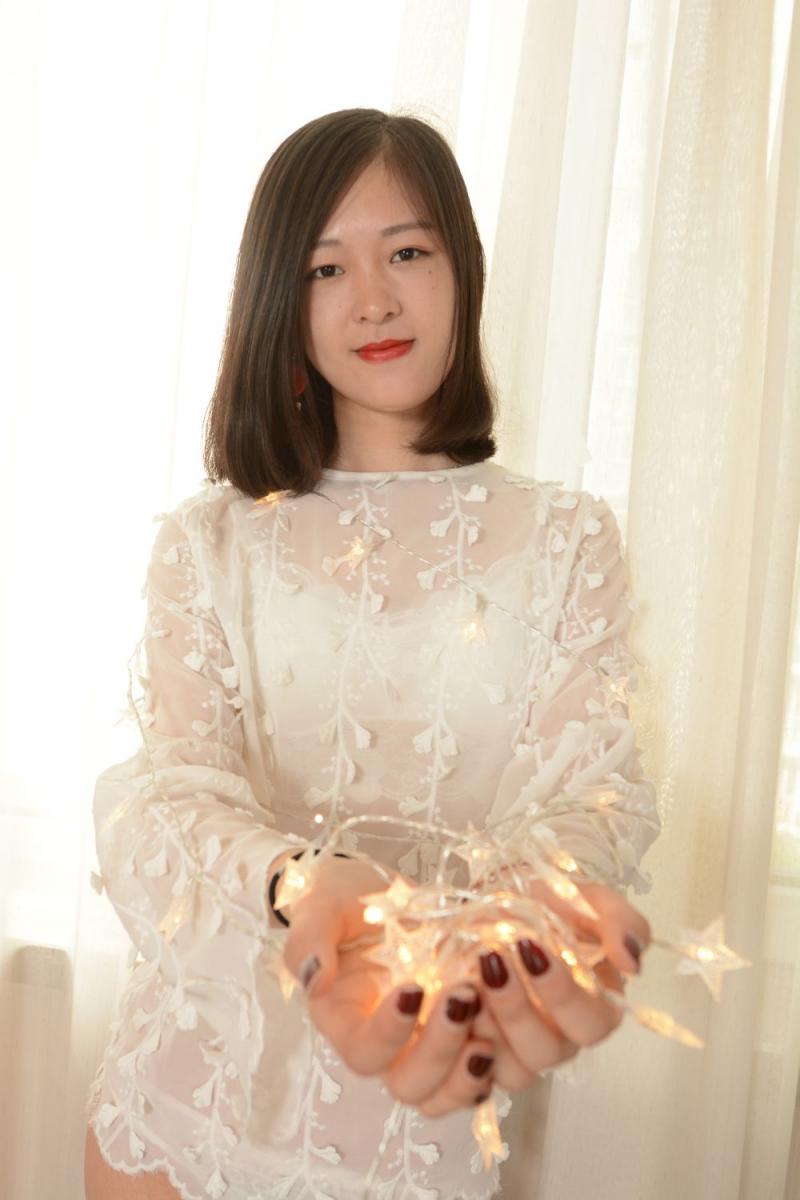 挺温润的妹子[28P]