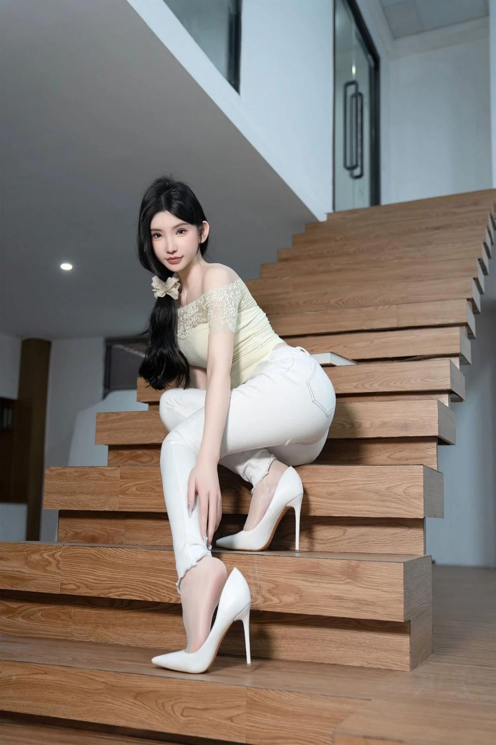 漂亮的小姐姐[38P]