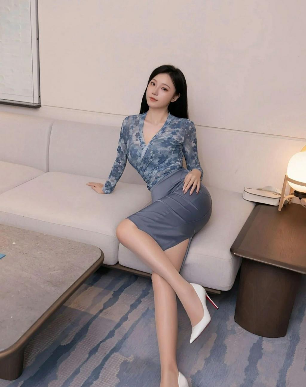 前凸后翘身材诱人[69P]