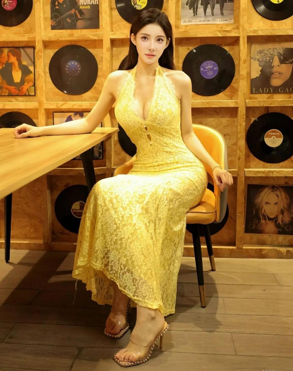 前凸后翘身材诱人[69P]