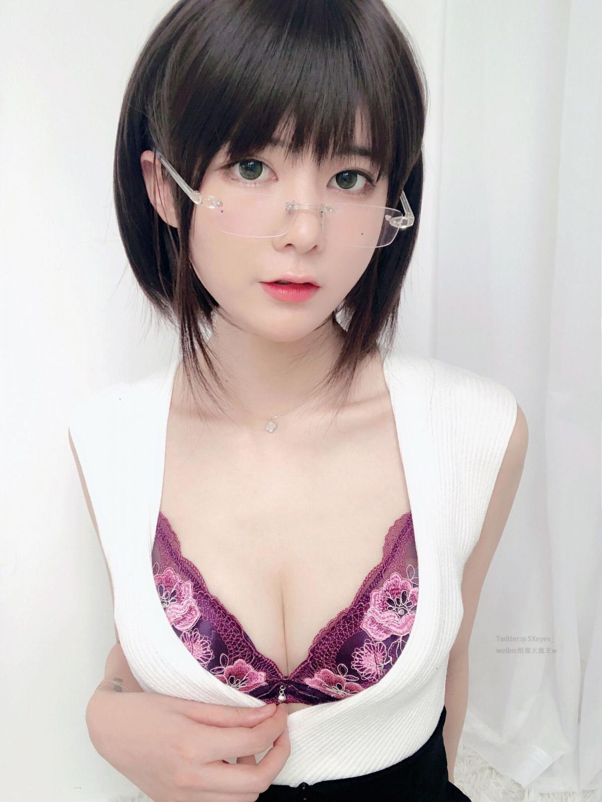 眼酱大魔王w - 办公小姐姐w