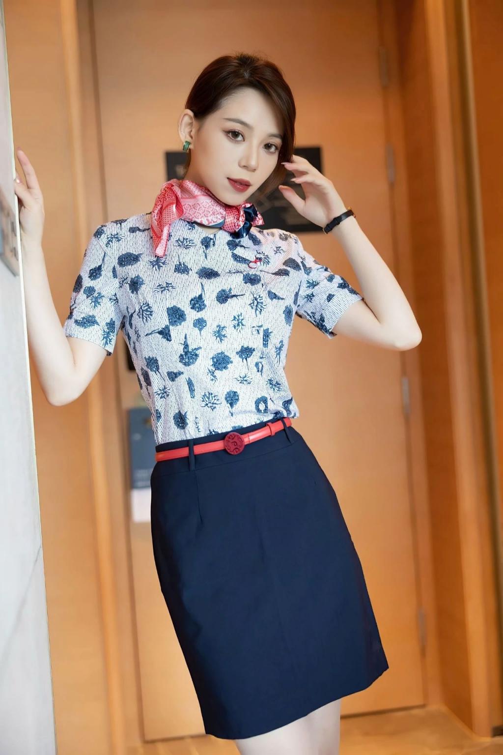 职业装美女模特[39P]