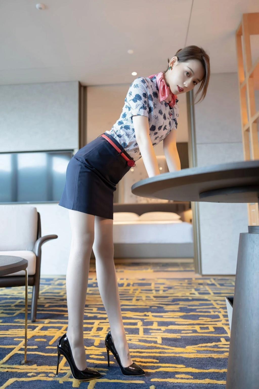 职业装美女模特[39P]