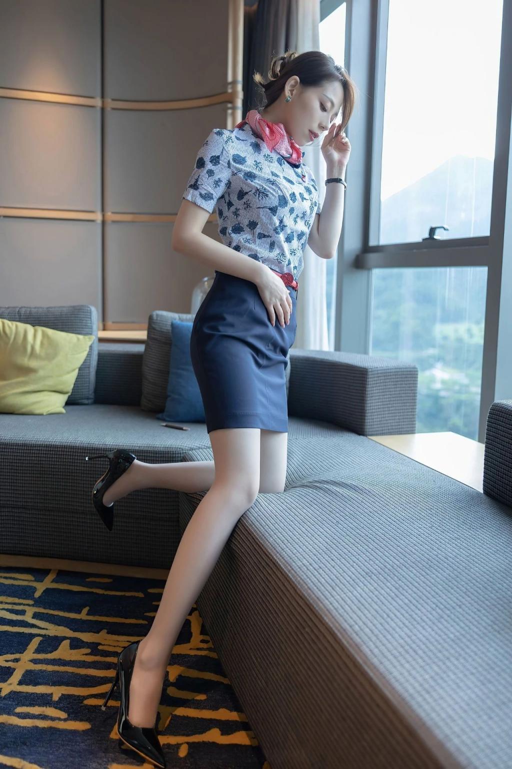 职业装美女模特[39P]