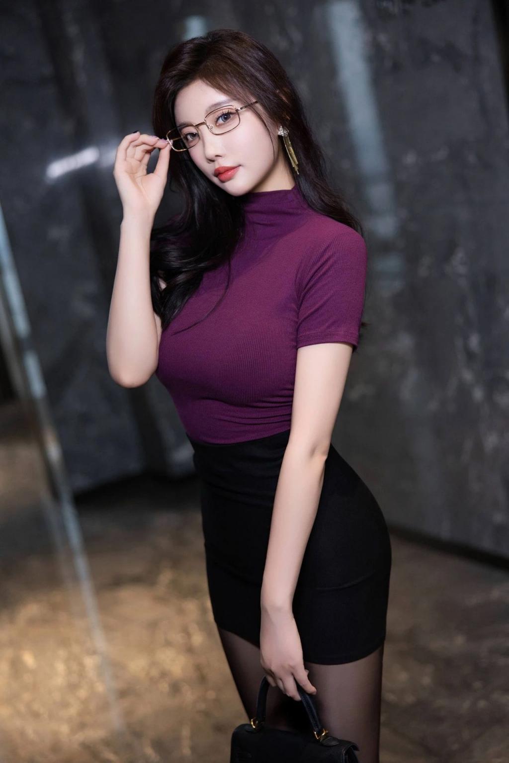 满屏黑丝大长腿漂亮[55P]