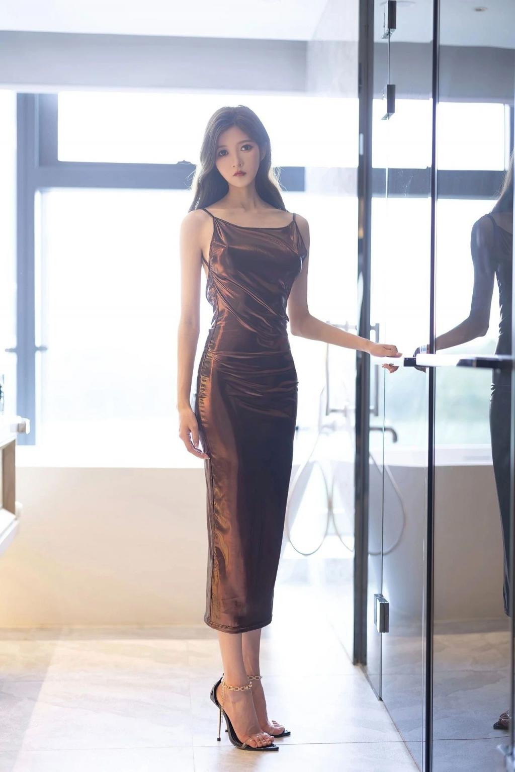 满屏黑丝大长腿漂亮[55P]