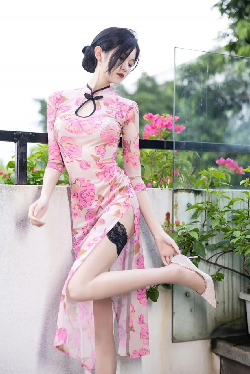 开叉旗袍身材好到爆[38P]
