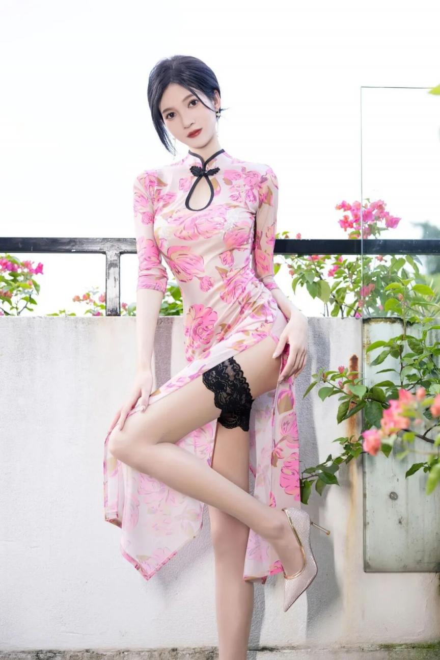 开叉旗袍身材好到爆[38P]