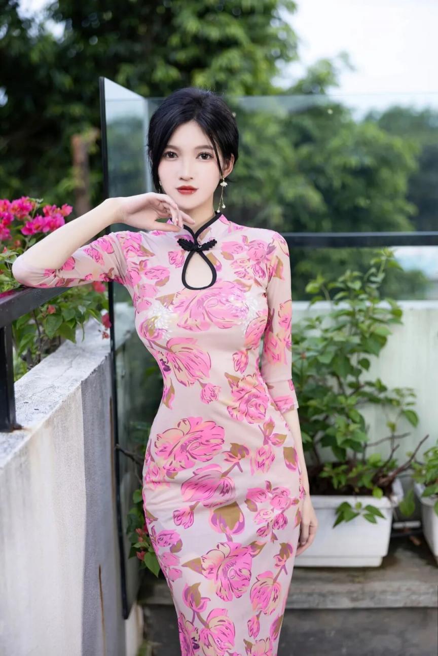 开叉旗袍身材好到爆[38P]