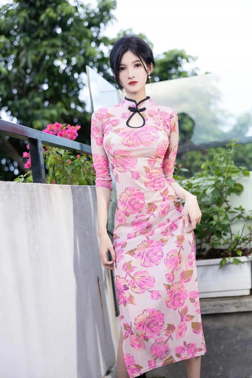 开叉旗袍身材好到爆[38P]