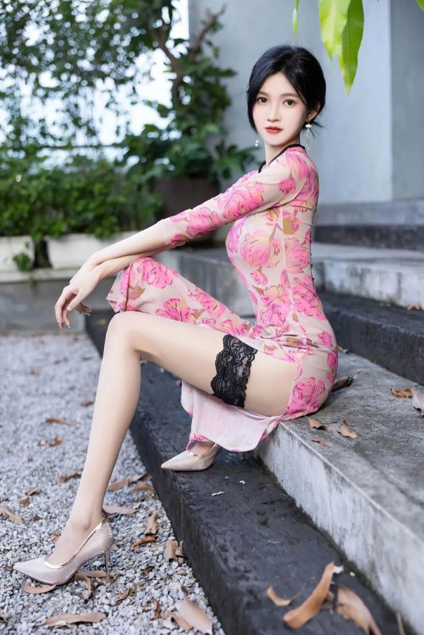 开叉旗袍身材好到爆[38P]