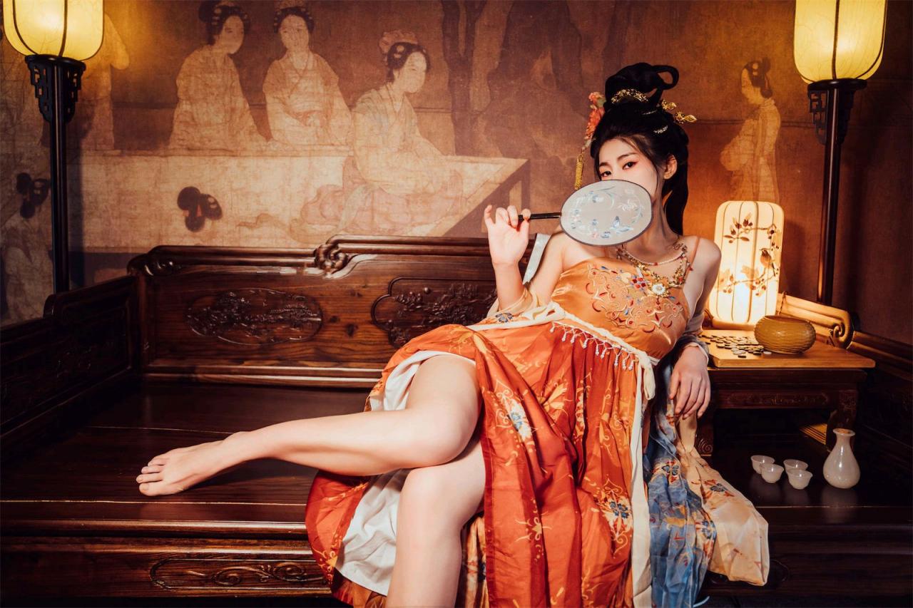 星澜是澜澜叫澜妹呀 - 宫廷春欲晚，华丽古风美好肉体
