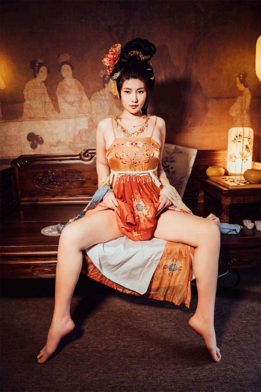 星澜是澜澜叫澜妹呀 - 宫廷春欲晚，华丽古风美好肉体