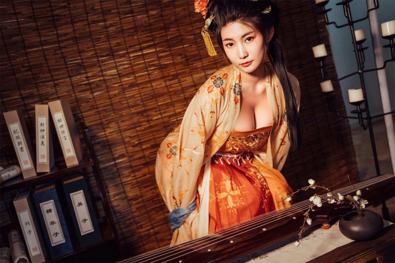星澜是澜澜叫澜妹呀 - 宫廷春欲晚，华丽古风美好肉体