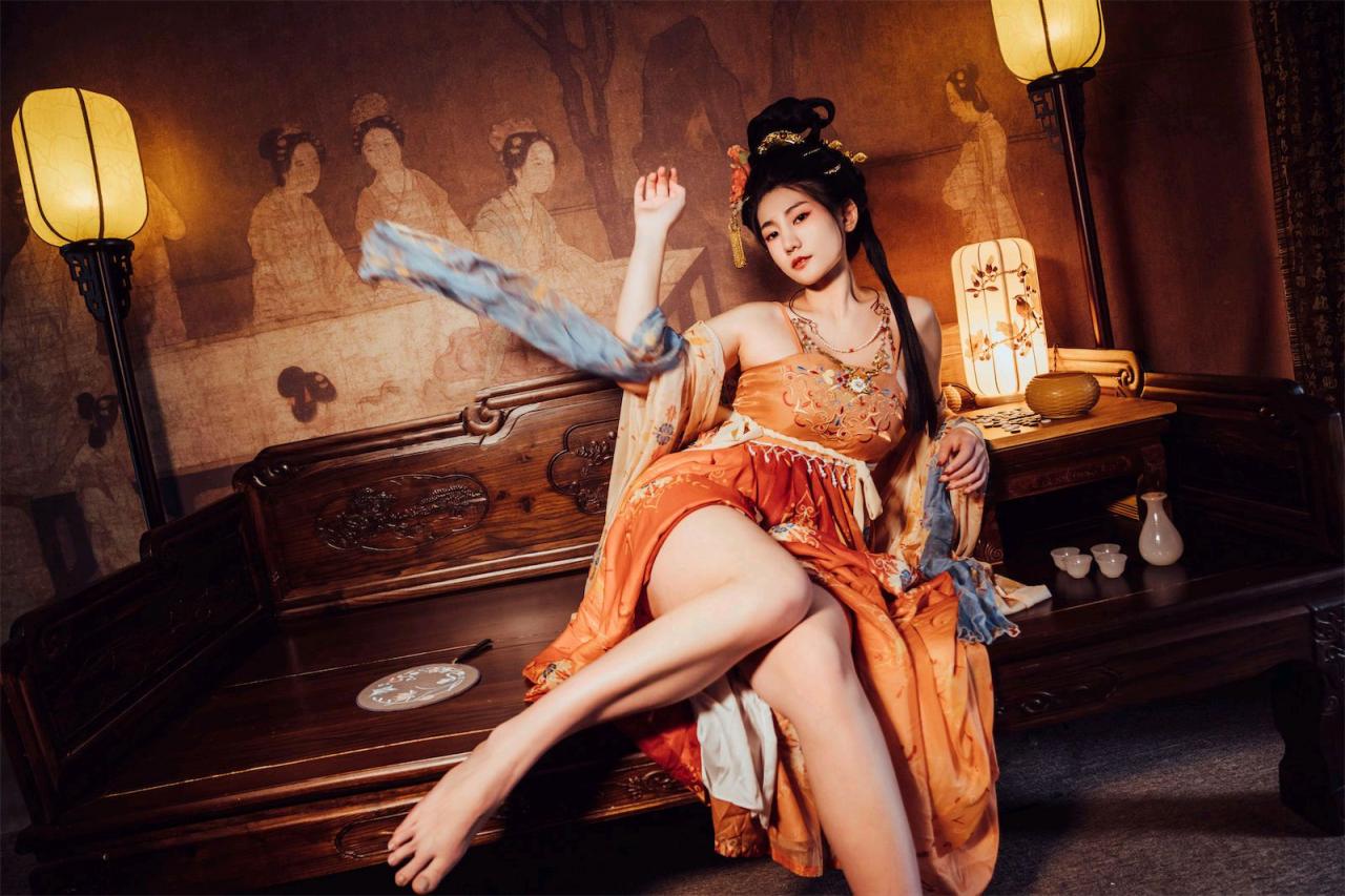 星澜是澜澜叫澜妹呀 - 宫廷春欲晚，华丽古风美好肉体