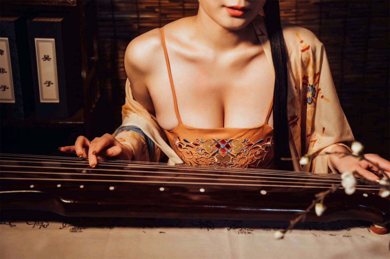 星澜是澜澜叫澜妹呀 - 宫廷春欲晚，华丽古风美好肉体