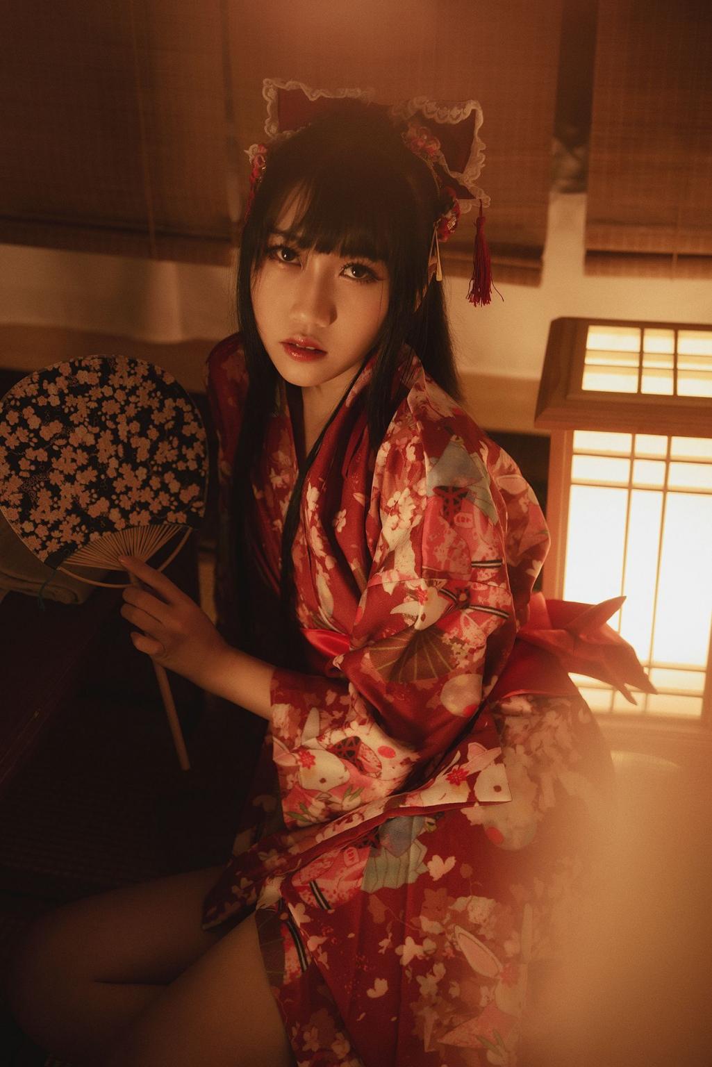 不呆猫 - 绳子和服，红叶碎花油光水滑