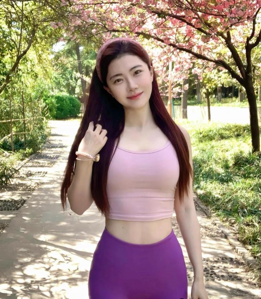 瑜伽裤的美
