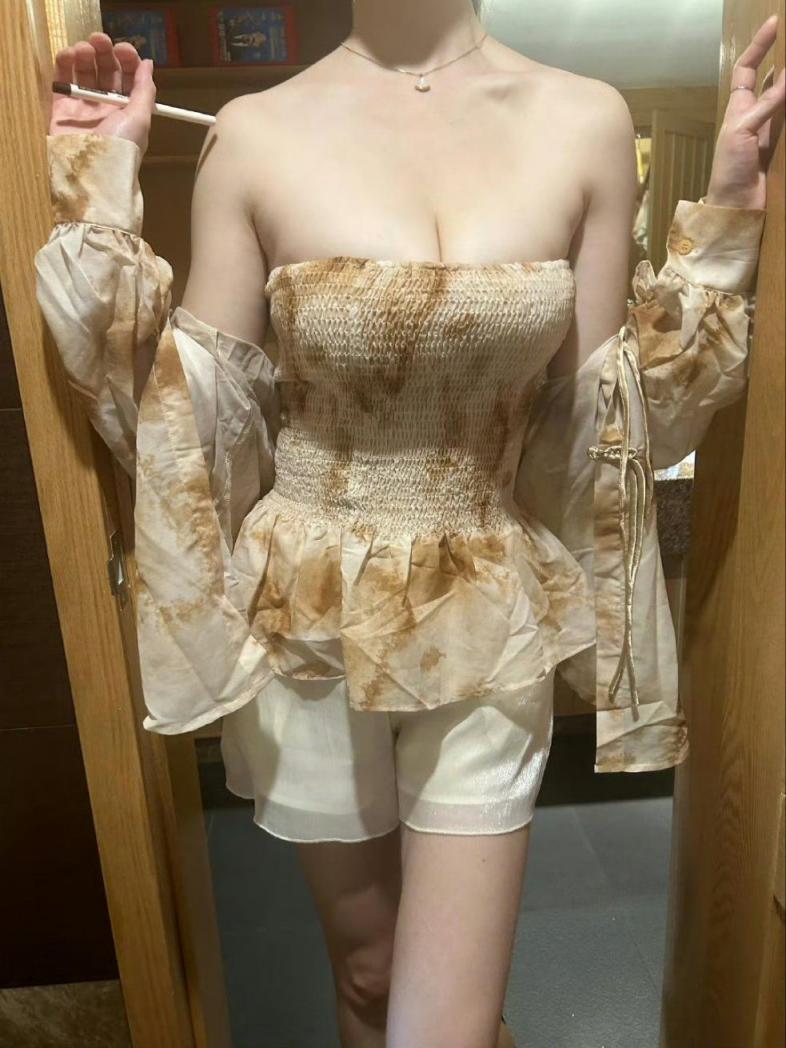 内衣精致性感美女