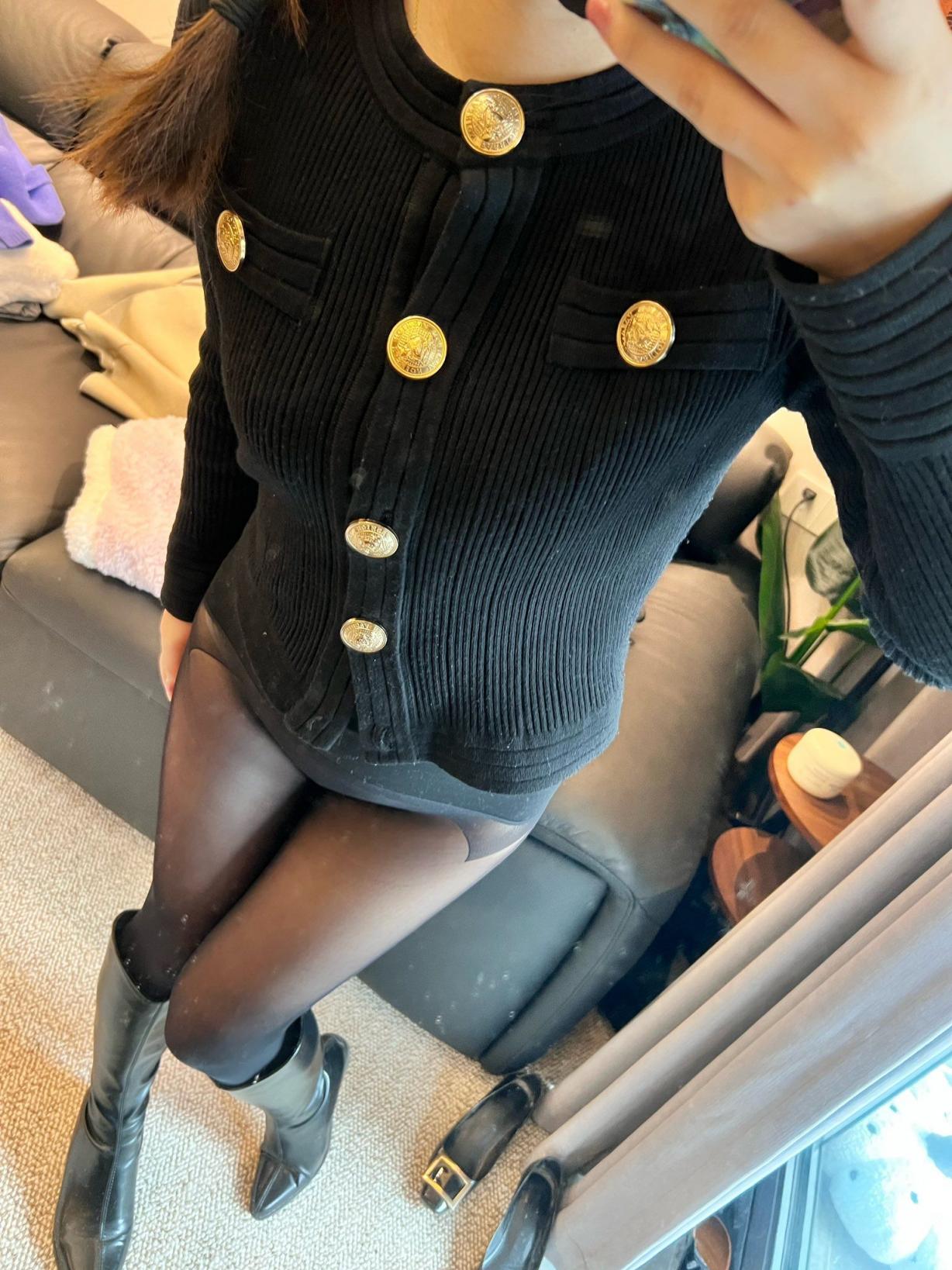 青春洋溢的少妇美女