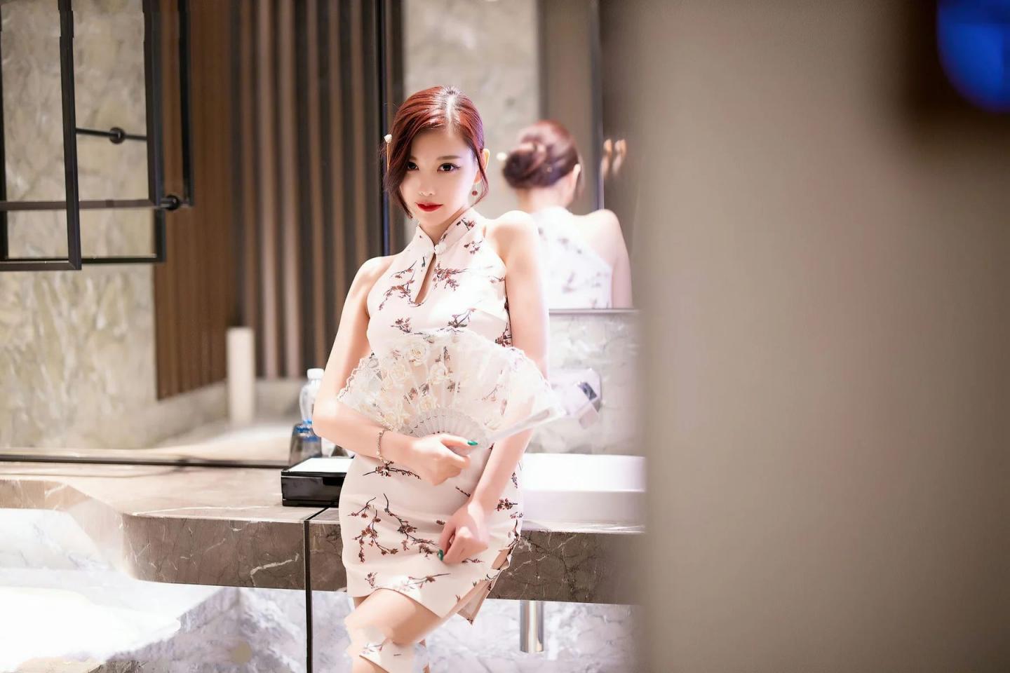 杨晨晨sugar 吊裙丝袜