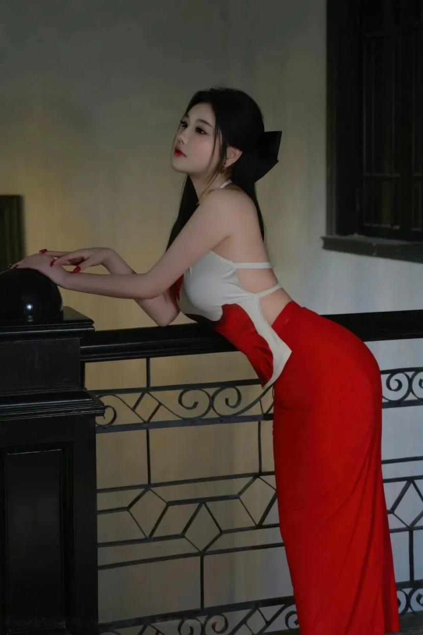 完美曲线婀娜大长腿