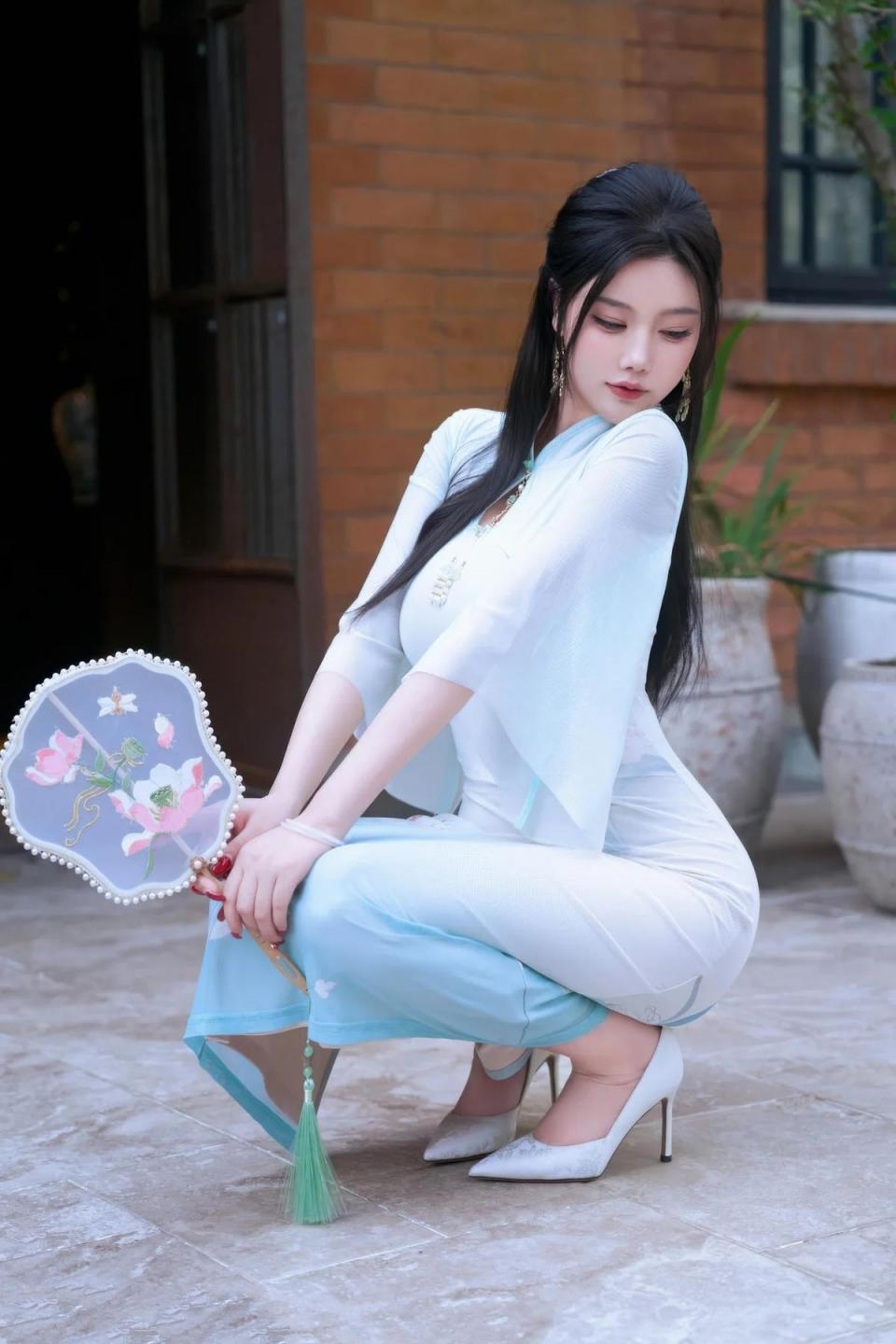 杨晨晨sugar 古典l蓝纱旗袍