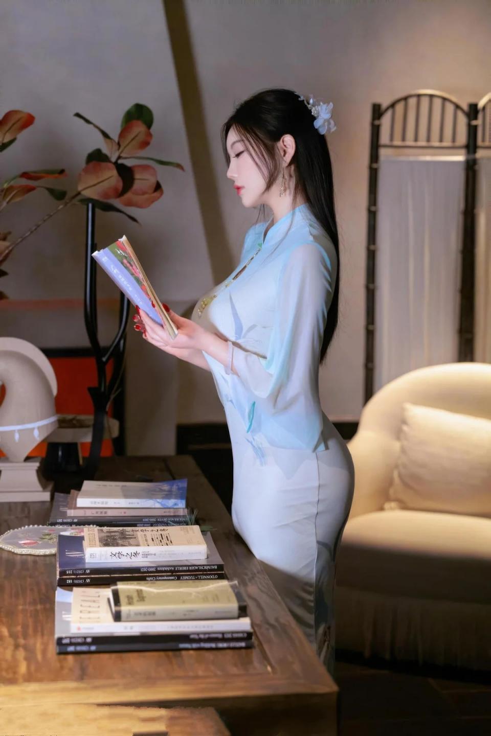 杨晨晨sugar 古典l蓝纱旗袍