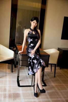 身材诱人女神很漂亮