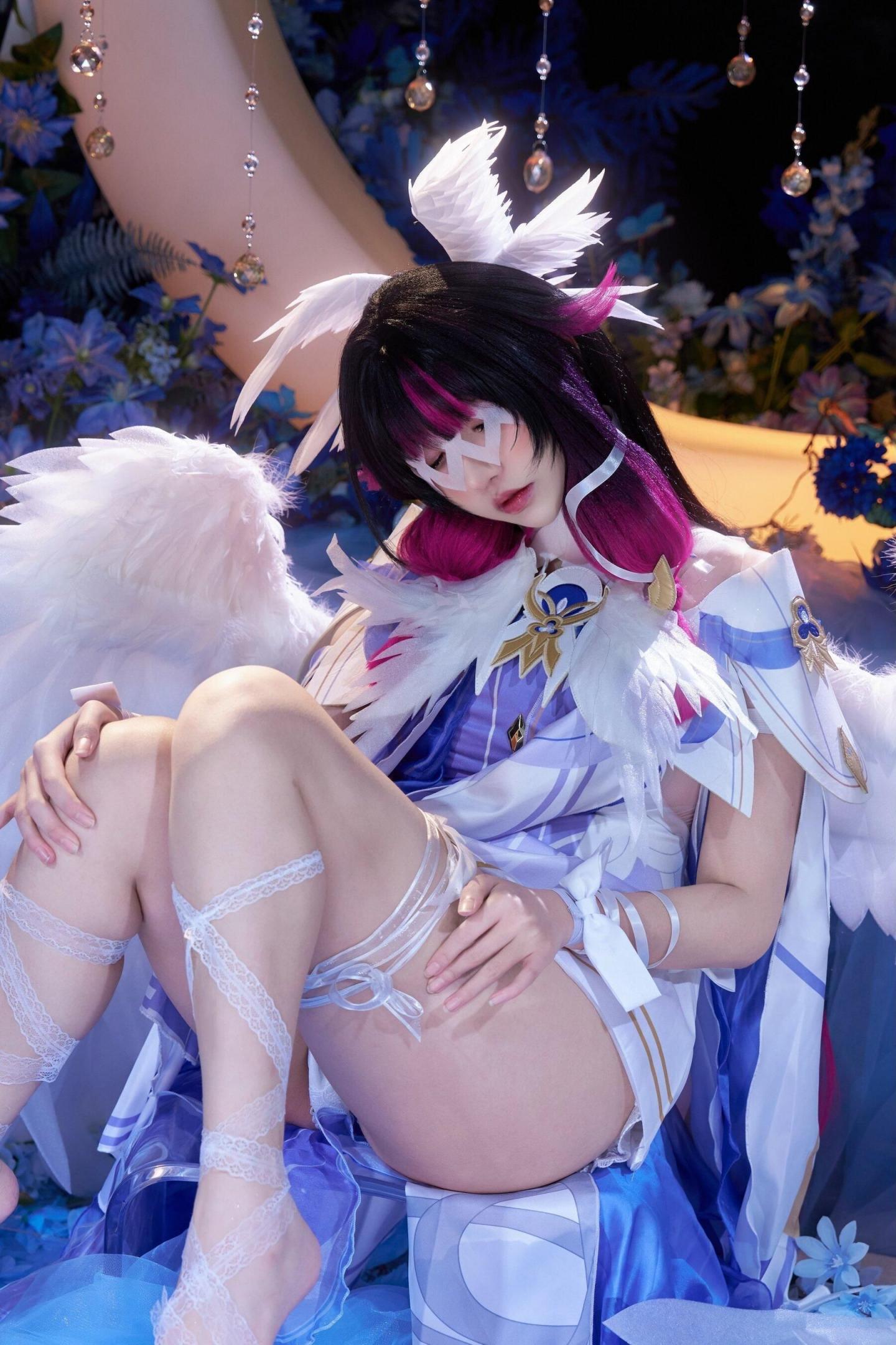 阿薰kaOri  _哥伦比娅·希珀塞莱尼娅
